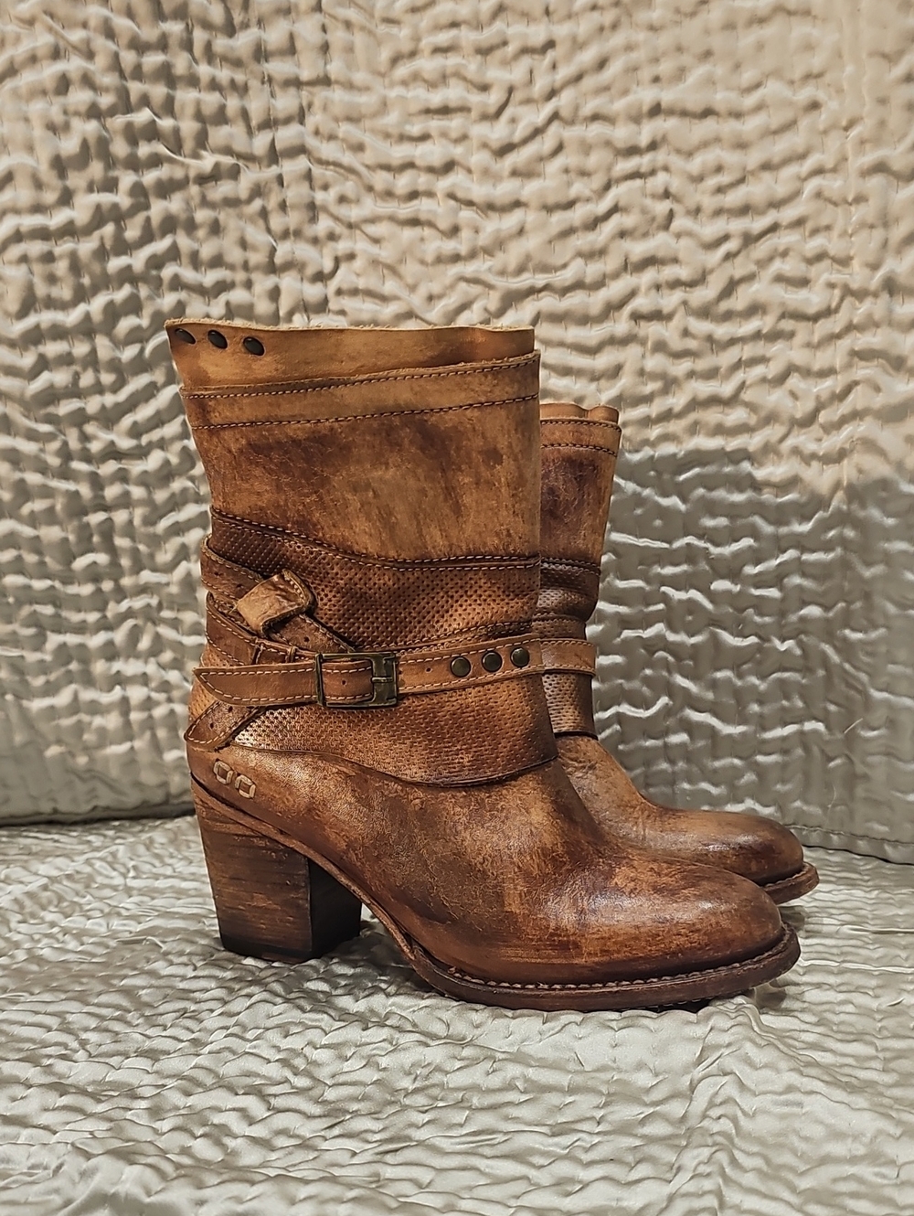 Brown Leather Bed Stu Cobbler Series 🤎